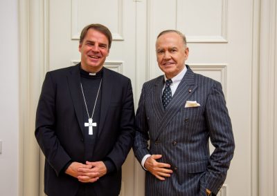 Delegat des SMCO trifft Bischof Oster zu einem konstruktiven Austausch
