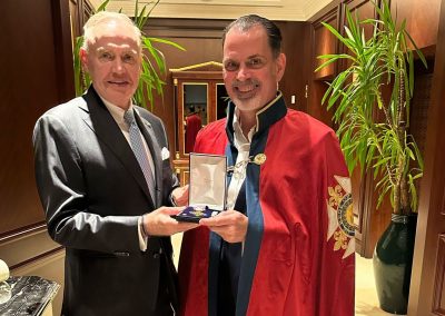 Deutscher Geschäftsmann in Katar mit königlichem Orden des Franziskus I geehrt